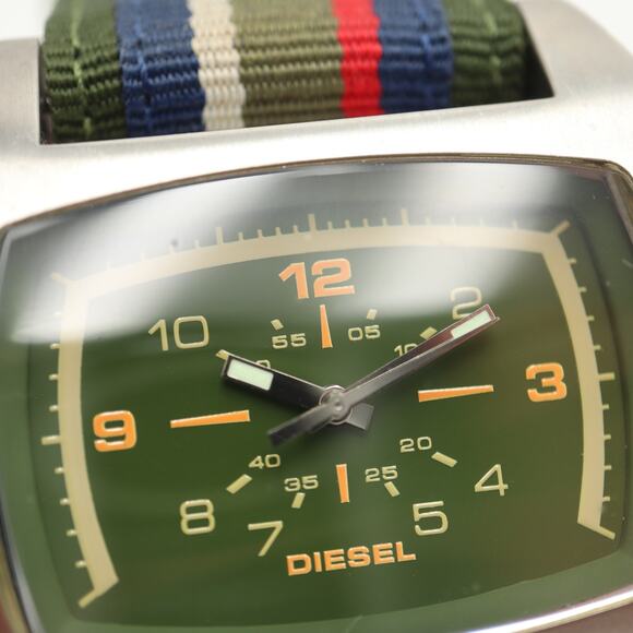 Diesel Mens Army Green Tonneau 44mm Watch Leather Nylon Strap DZ2057 New Battery - Picture 7 of 15